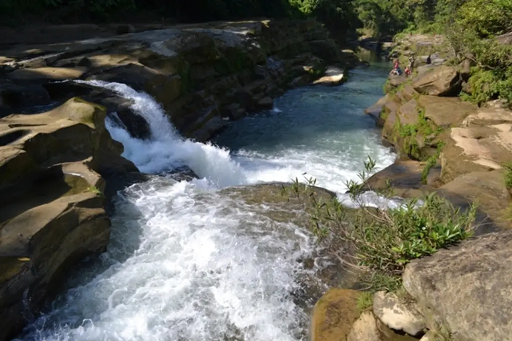Nafakhum Falls