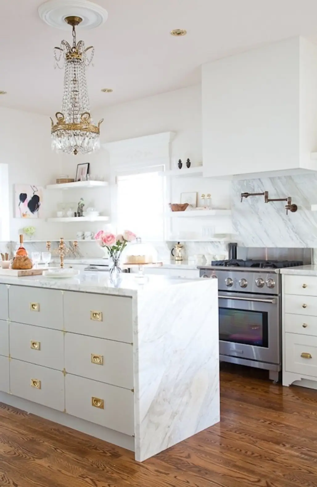 A Dreamy Marble & Gold Kitchen!