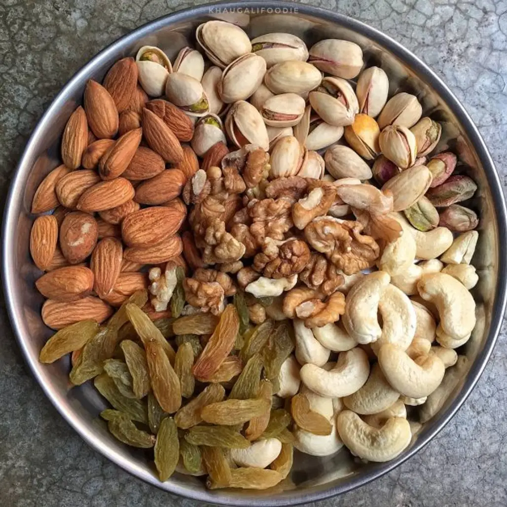 food, mixed nuts, nuts & seeds, nut, dried fruit,