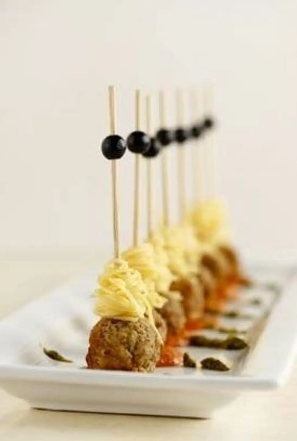 Mini Meatballs and Spagetti Appetizers