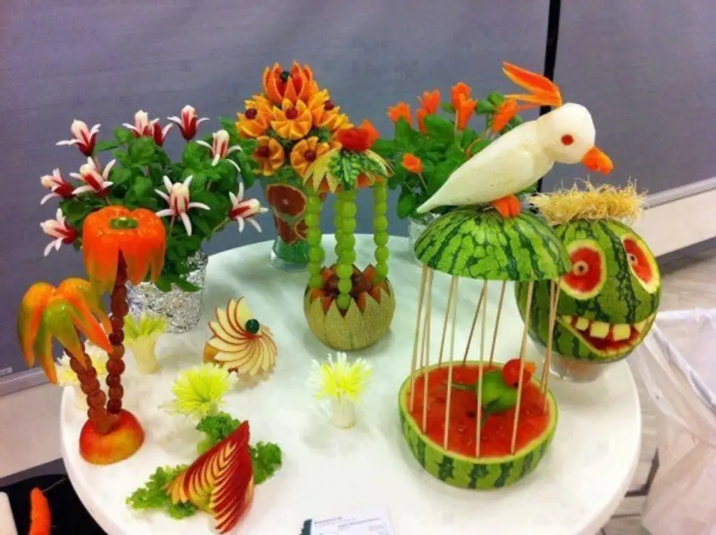Tropical Table Scape