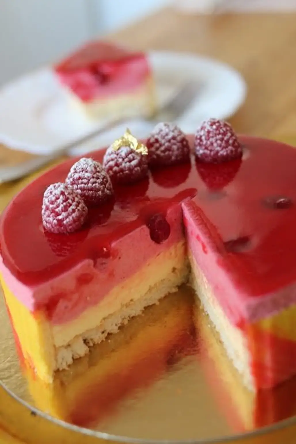 Raspberry and Passion Fruit Cream Cake