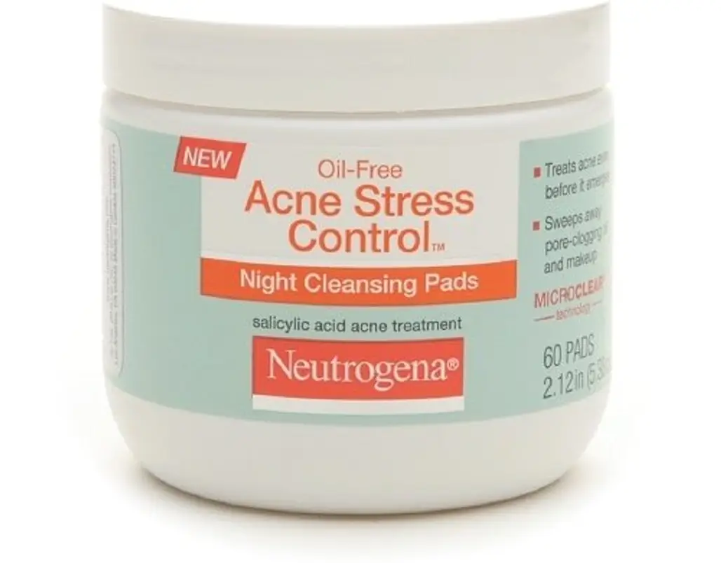 Neutrogena Oil-Free Acne Stress Control Night Cleaning Pads