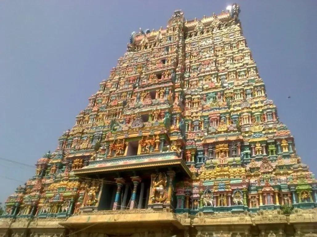 Explore the Meenakshi Temple