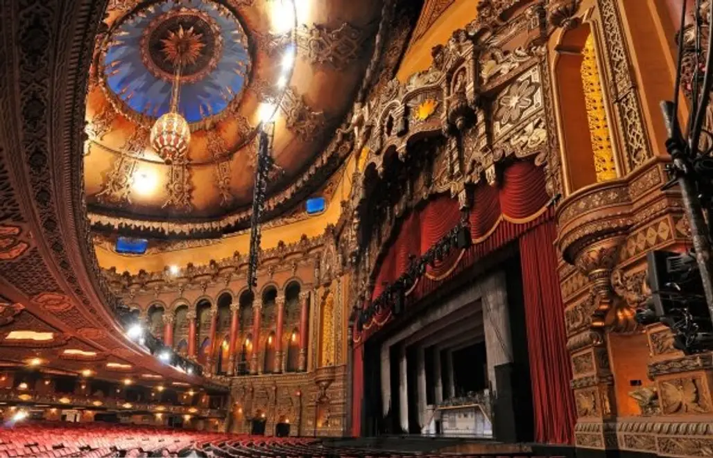 See a Show at the Fox Theatre