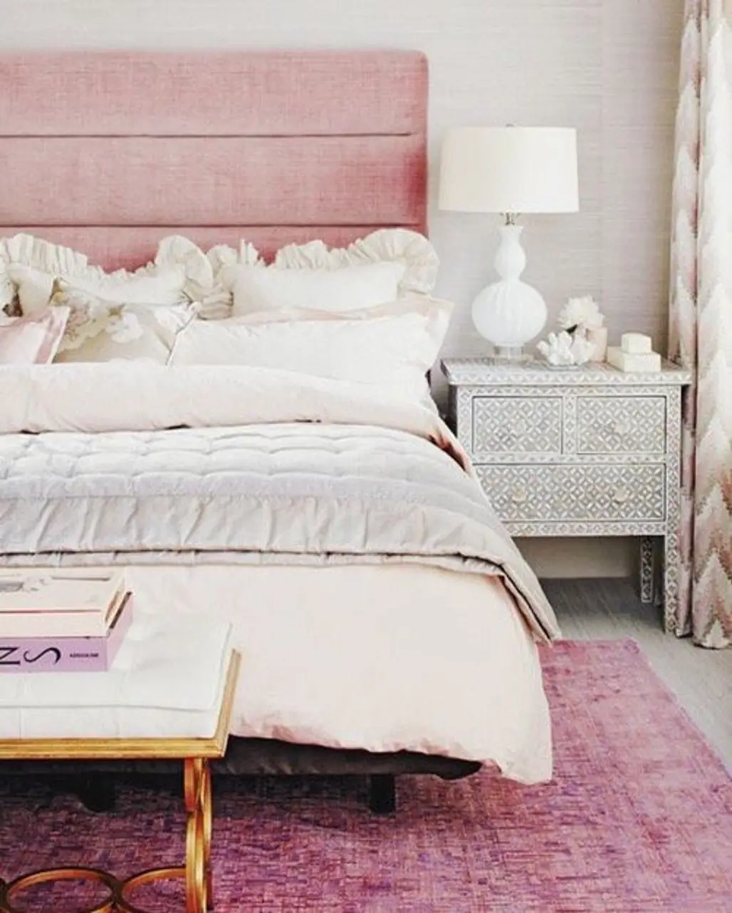 room, duvet cover, furniture, bed, bed sheet,
