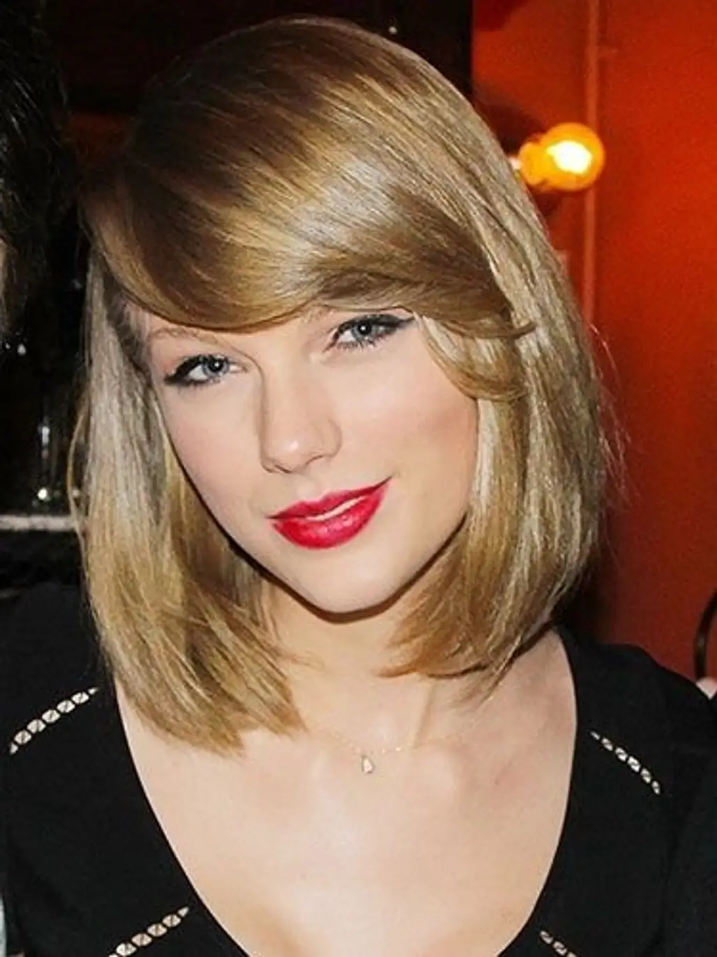 Taylor's Feathered Bangs