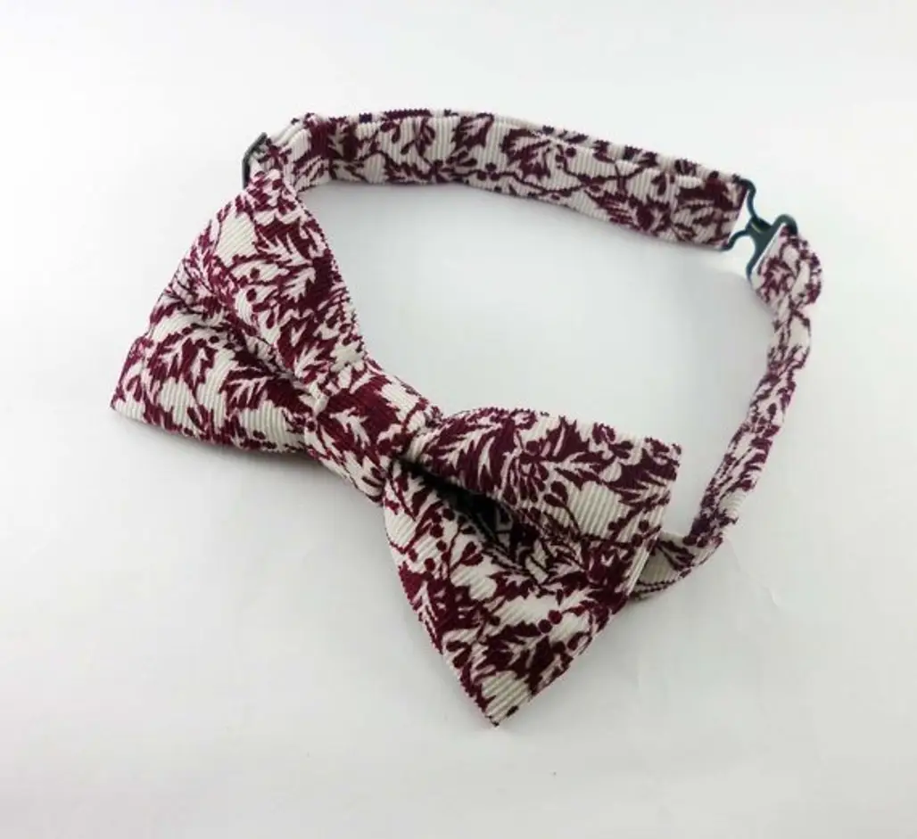 White and Burgundy Holly Bow Tie