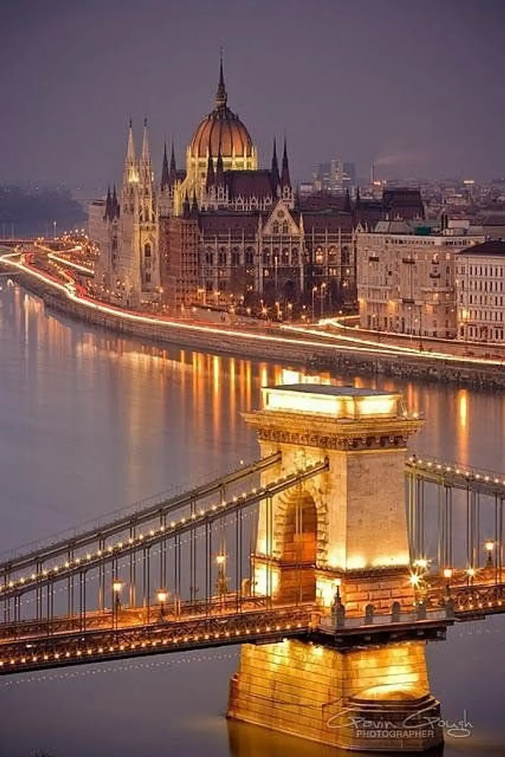 Hungarian Parliament Building,Széchenyi Chain Bridge,reflection,landmark,night,