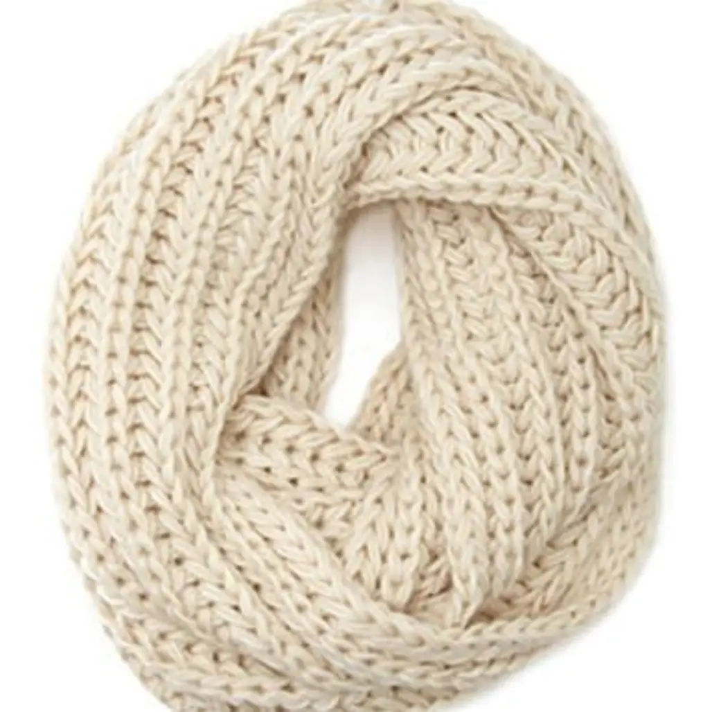 FOREVER 21 Chunky Knit Infinity Scarf
