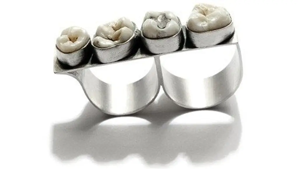 Tooth Knuckle Ring