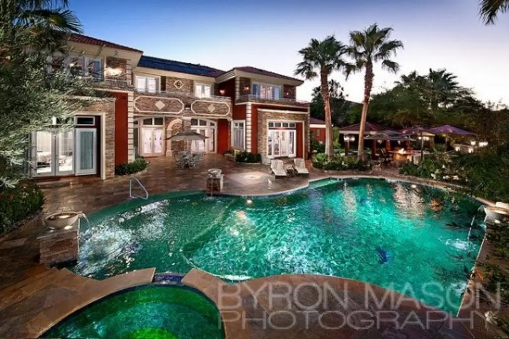 Las Vegas Mansion with Outdoor Pool