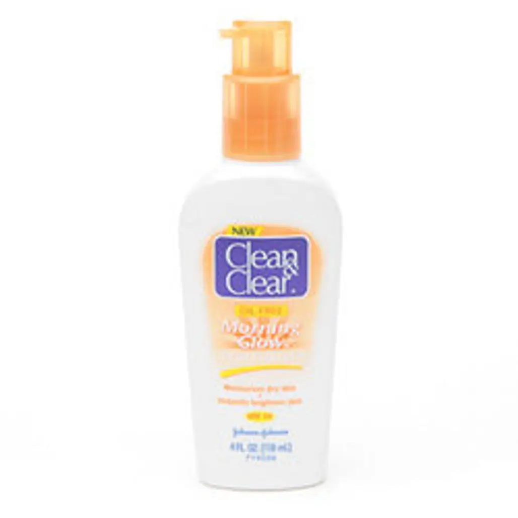 Clean and Clear Morning Glow Moisturizer with SPF 15