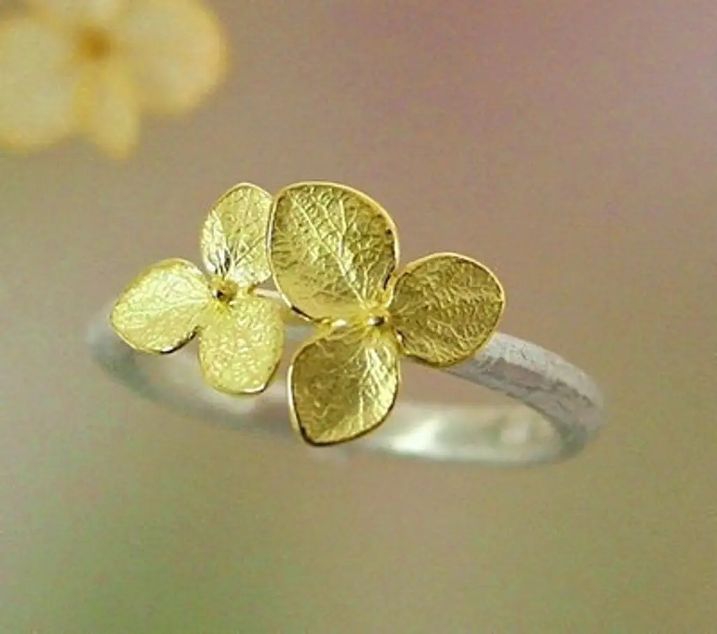 Hydrangea Blossom Flower Ring