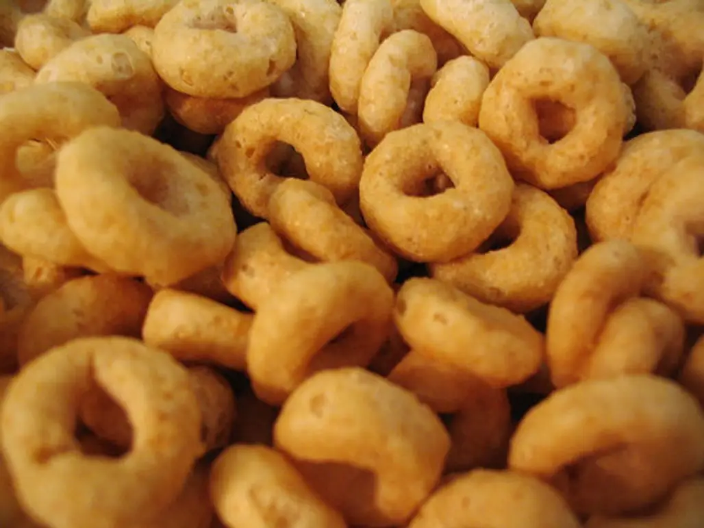 Handful of Honey-nut Cheerios