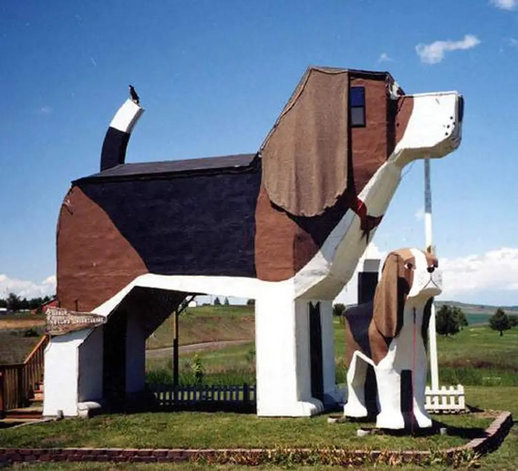 Dog Bark Park Inn in Idaho