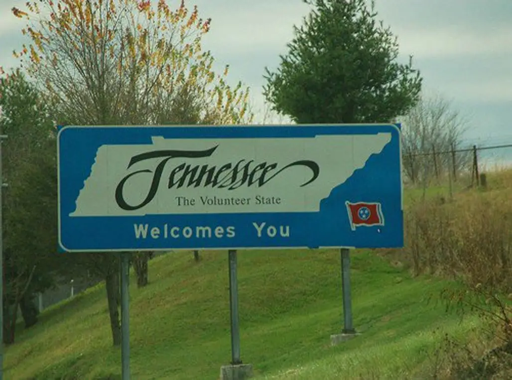 Did You Know That Tennessee is Bordered by More States than Any Other? the Eight States Are Kentucky, Missouri, Arkansas, Mississippi, Alabama, Georgia, North Carolina and Virginia