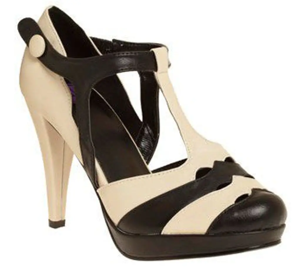 Pros and Contrast Heel