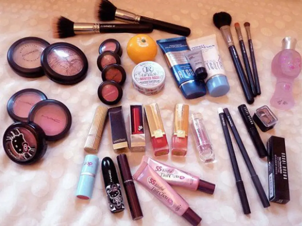 Make-up in Excess