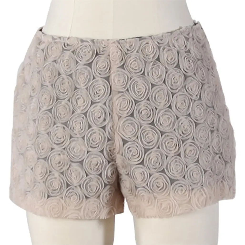 Lovely as a Rose Cream Shorts