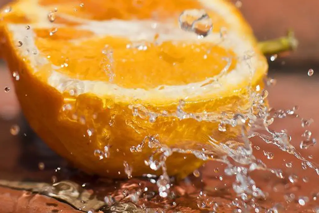 Simple Orange and Ice Water Astringent