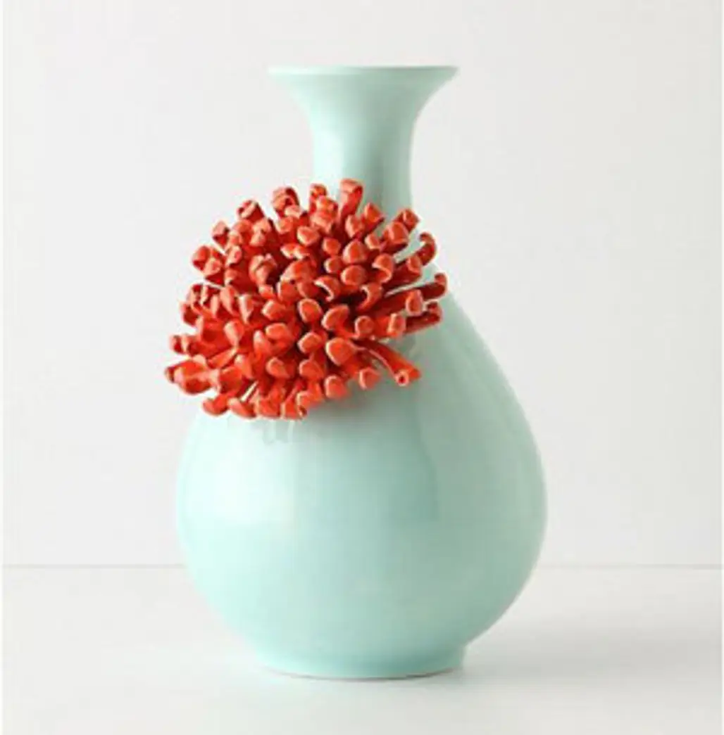 Curvy Chrysanthemum Vase