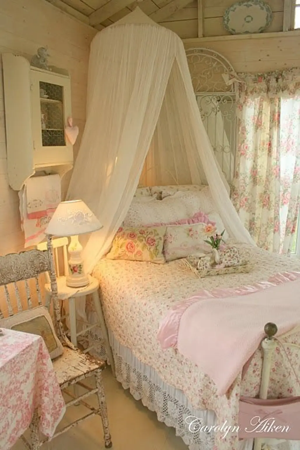 mosquito net,room,bed,furniture,cottage,
