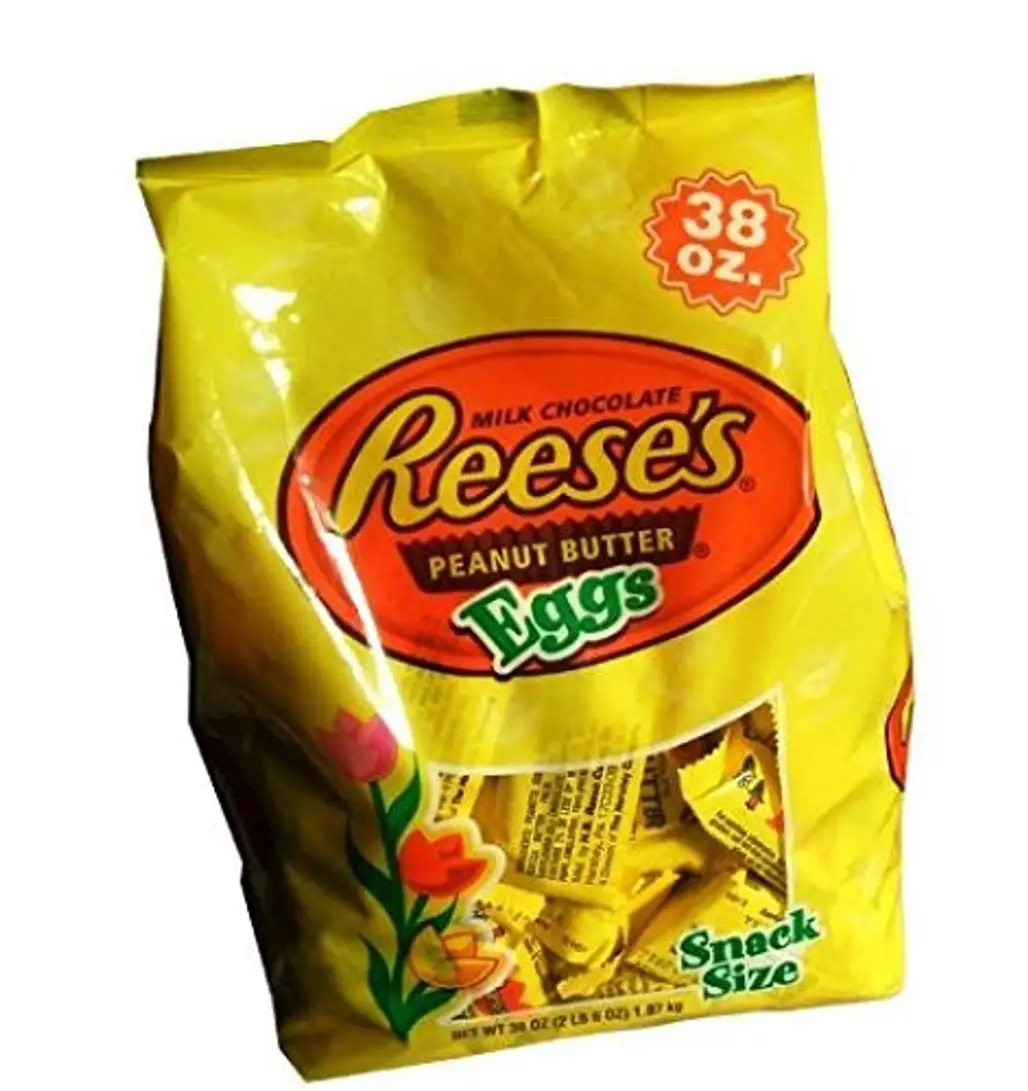 Reese's Peanut Butter Cups, food, tortilla chip, junk food, grass family,