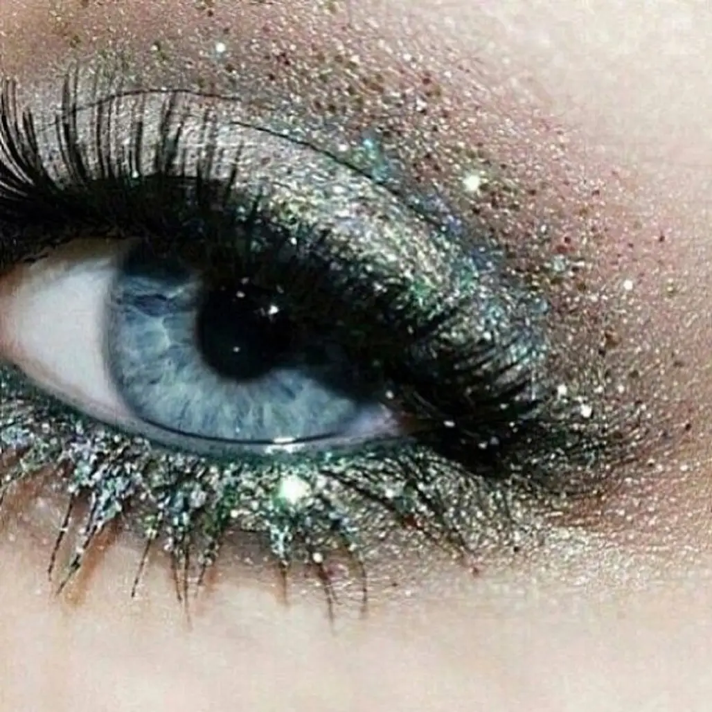 Glitter on Top and down below