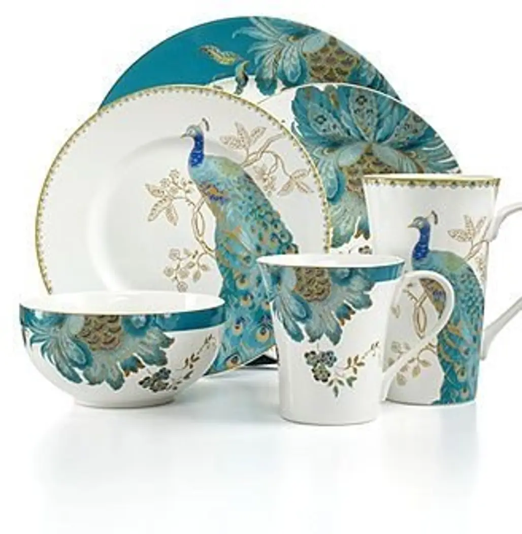 saucer,porcelain,product,tableware,blue and white porcelain,