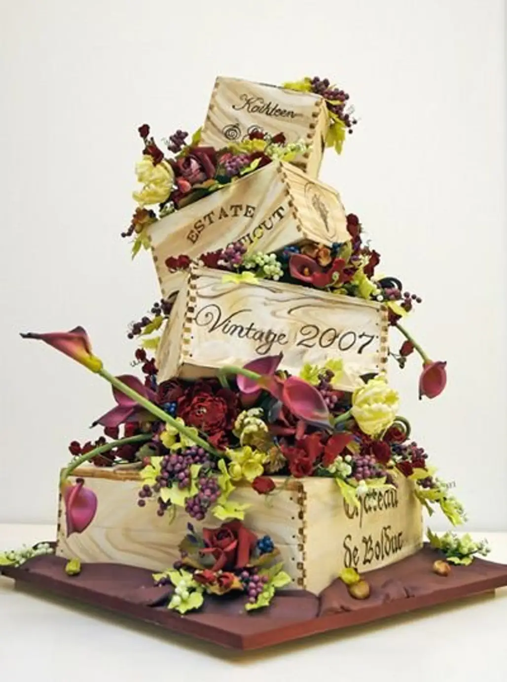 wedding cake,food,cake,dessert,cake decorating,