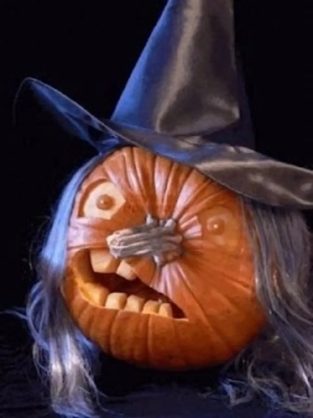 pumpkin,halloween,jack o lantern,carving,