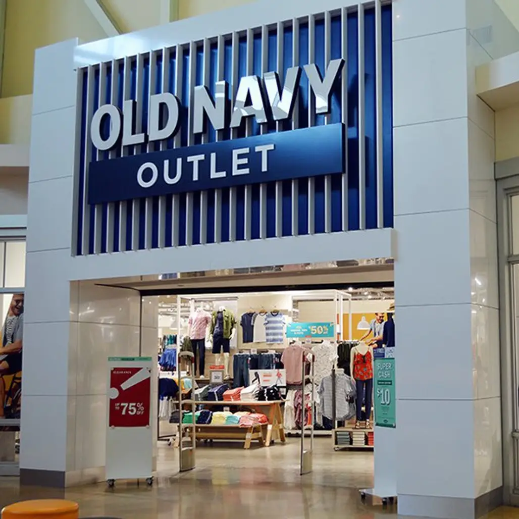 retail, outlet store, shopping mall, technology, signage,