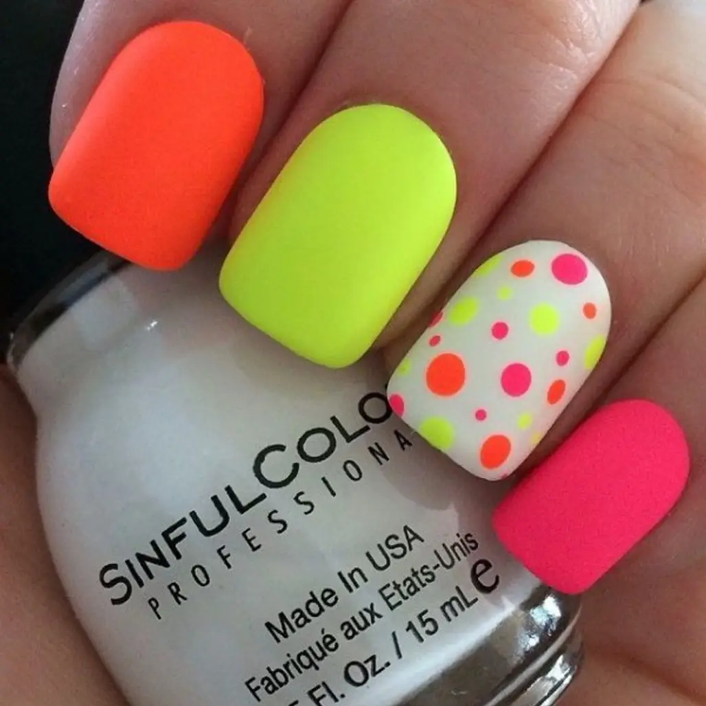 21 Neon Nail Art Ideas to Try This Spring - Brit + Co