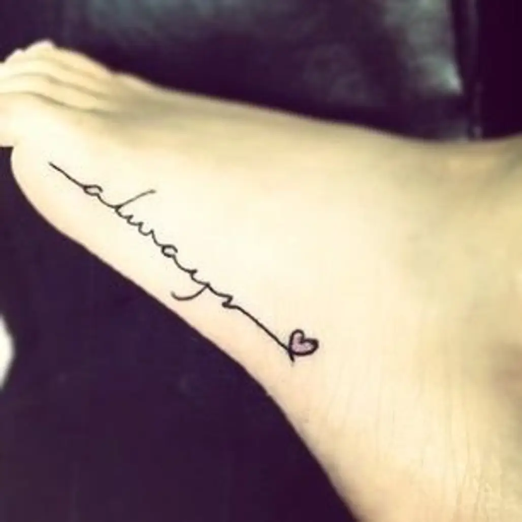 tattoo,arm,finger,organ,leg,