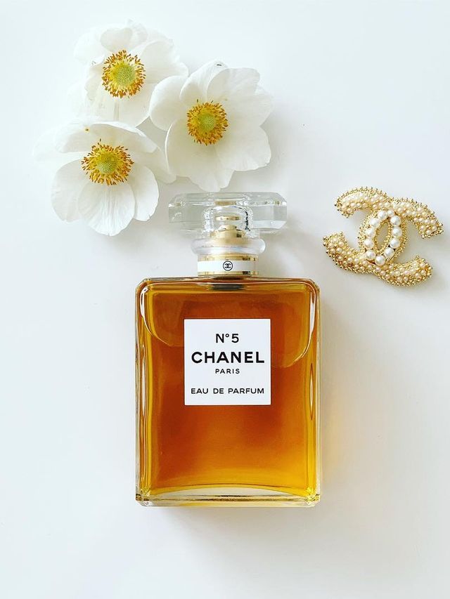 7 Fascinating 👀 Facts about Chanel No. 5 🤳 Every Woman Should Know 🙎👍🏼