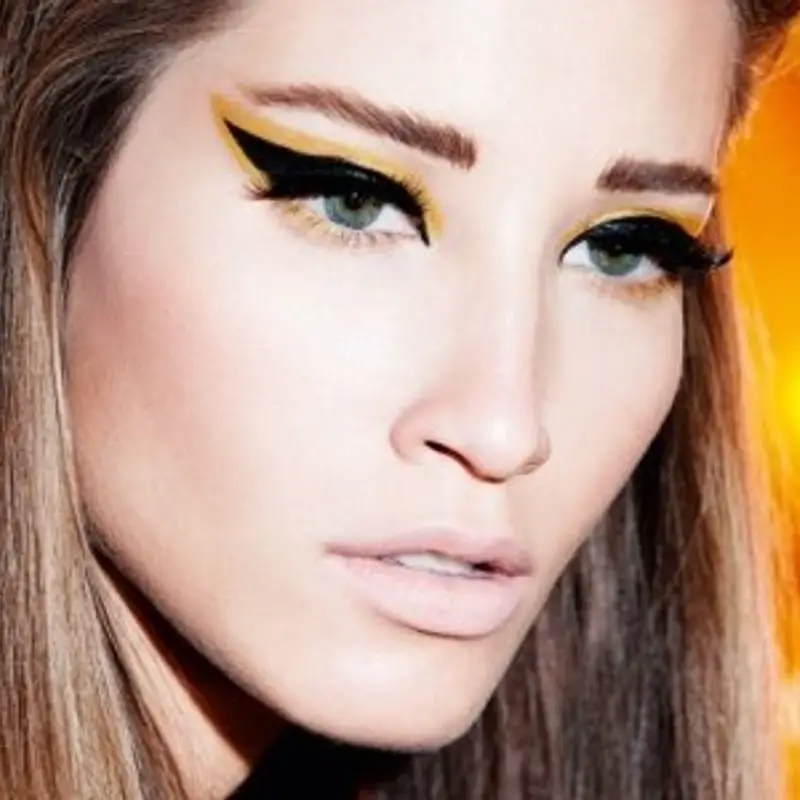 7 Colored Eyeliners That Will Make Your Eyes Pop 