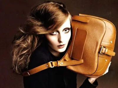 7 Brilliant Reasons Not to Buy Fake Designer Handbags ...