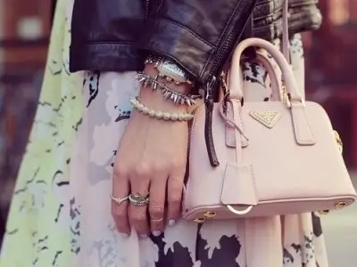 9 Mini Handbags That Youll Love Big Time ...