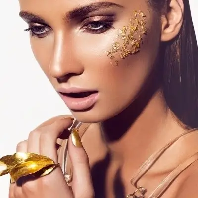 7 Ultra Luxurious Beauty Products That Contain Gold ...