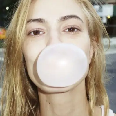 36 Celebrity Bubble Gum Girls ...