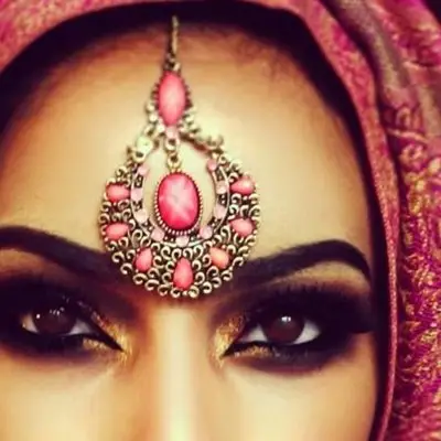 The 7 Muslim Instagramers Every Girl Should Follow ...