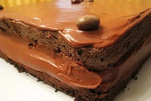 Chocolate Cream Filled Cake