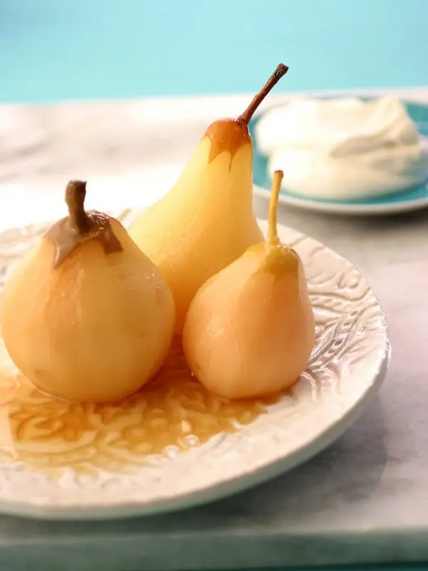 Honey-Soaked Poached Pears
