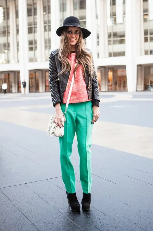 9 Colourful Winter Street Style Looks to Brighten up Your Day ...