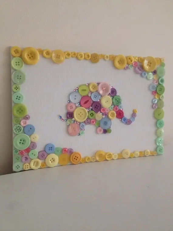 41 Crafts Using Buttons Everyone Can do