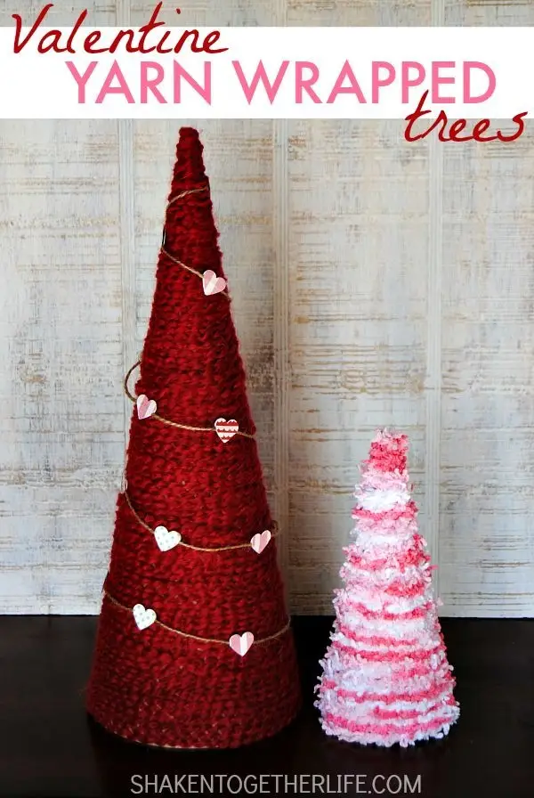 Faerie Magazine,red,christmas tree,christmas decoration,crochet,