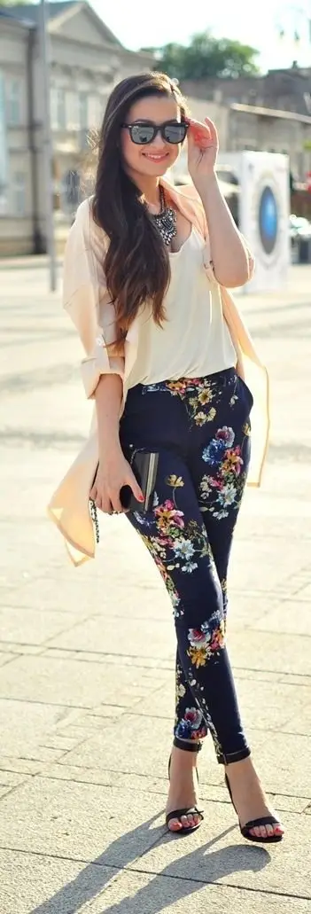 Floral jeans  PAVLYN