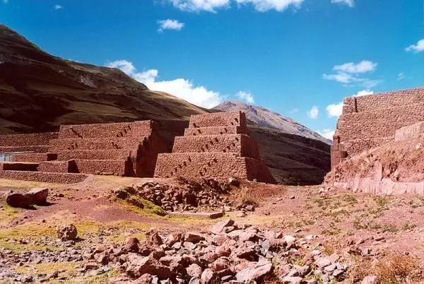 Rumiqolqa, Andahuaylillas, Peru
