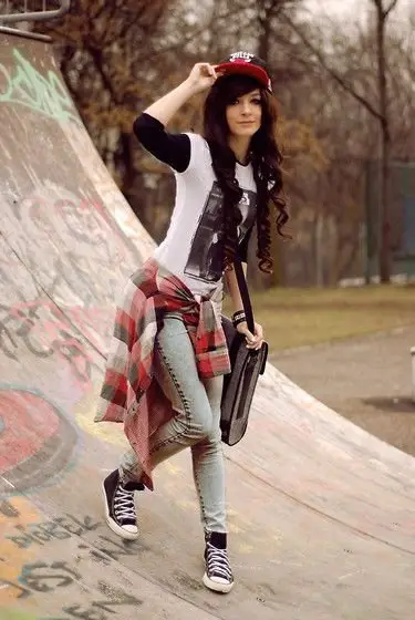 Get on Board with These Skater Girl Looks